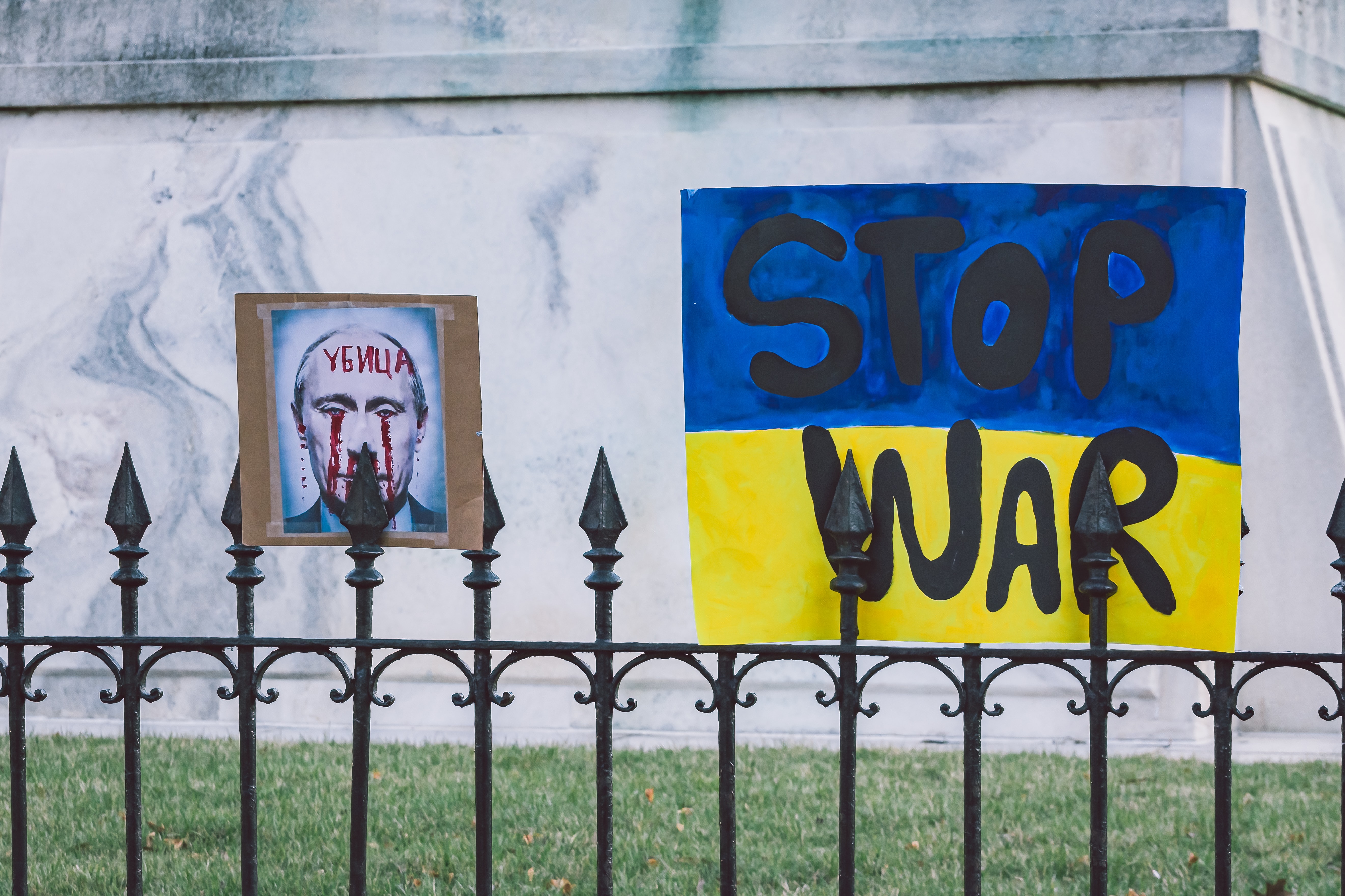Newsmax: Big Tech Allows Russia-Ukraine Misinformation to Go Viral